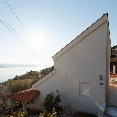 Family Friendly With A Swimming Pool Marusici, Omis - 21377