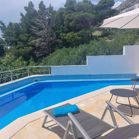 Family Friendly With A Swimming Pool Marusici, Omis - 21377 Apartment Marusici (Split-Dalmatia)
