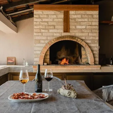 아파트 Family-friendly With Swimming Pool Marusici, Omis - 21377 Marusici (Split-Dalmatia)